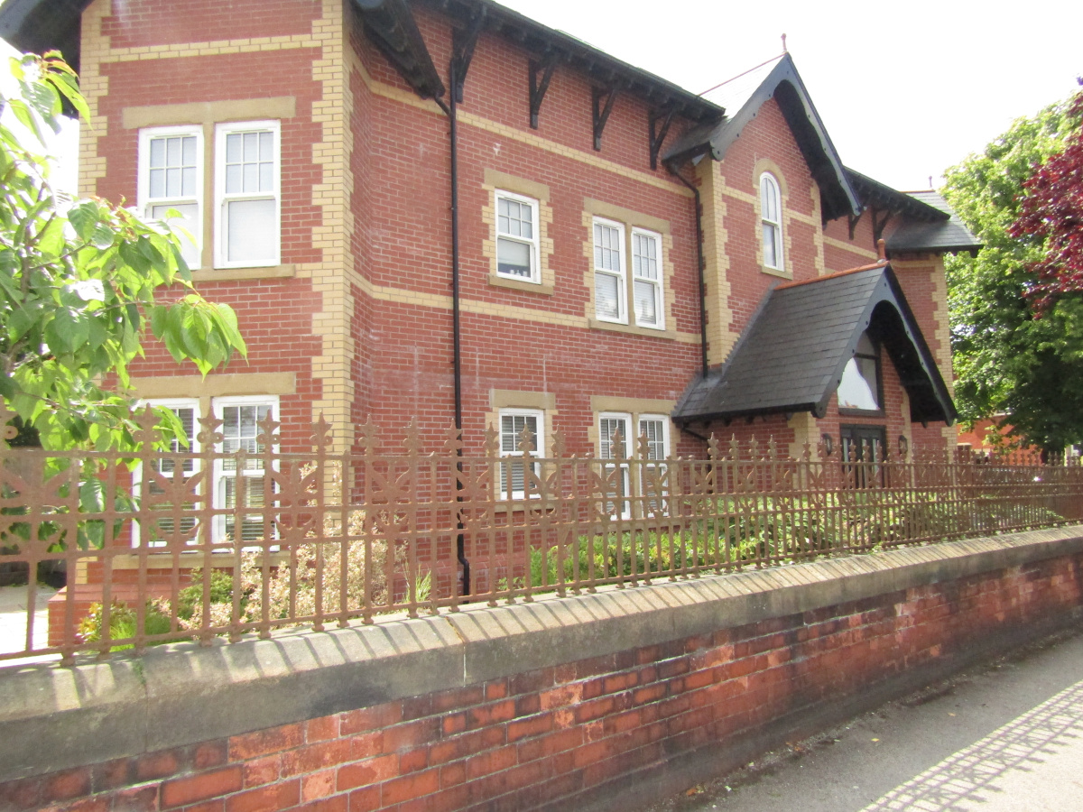 1 Lockwood Gardens, Lockwood Avenue, Poulton Le Fylde, FY6 7YX