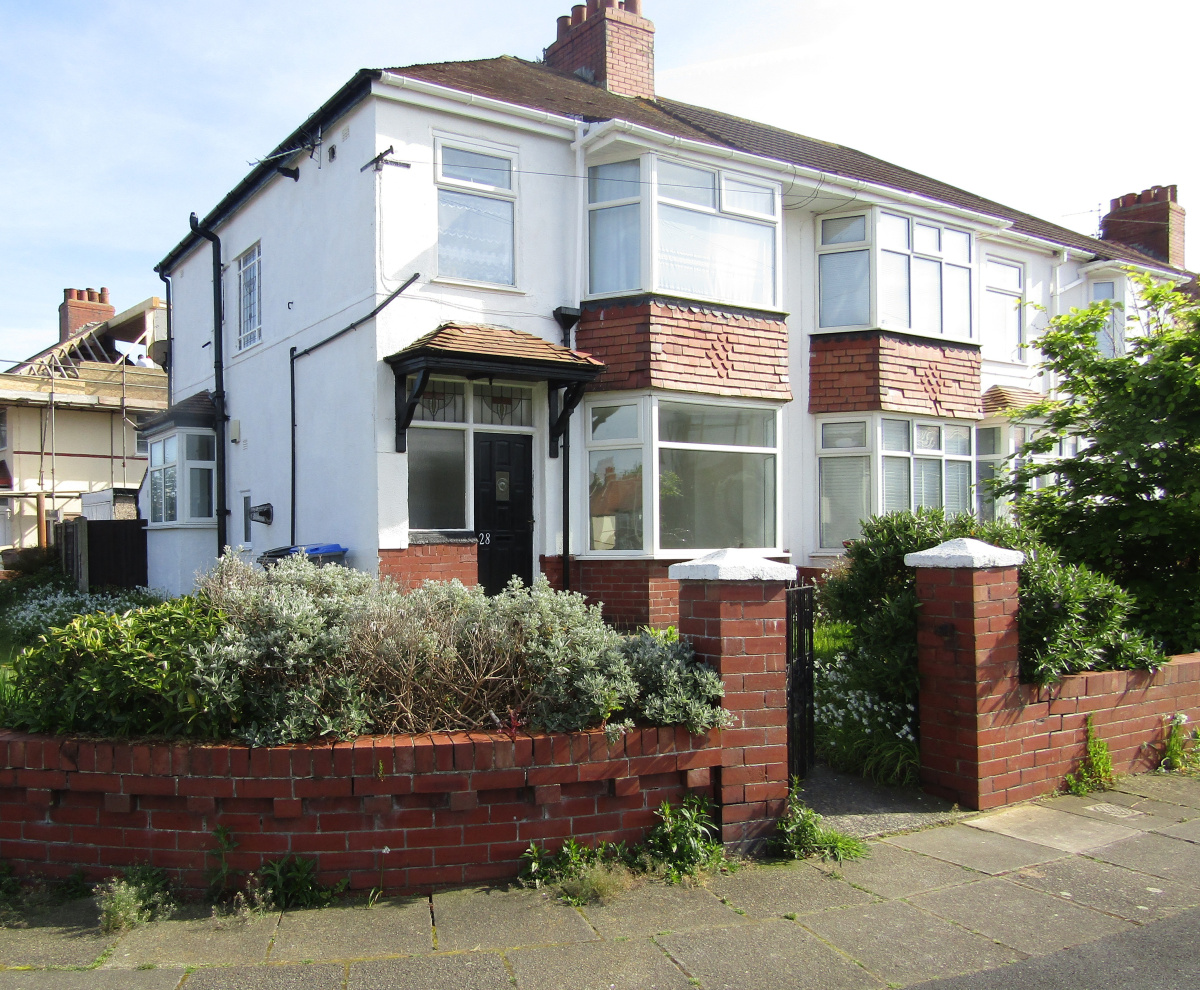 Ground Floor Flat, 28 Caxton Avenue, Bispham, Blackpool, FY2  9AS