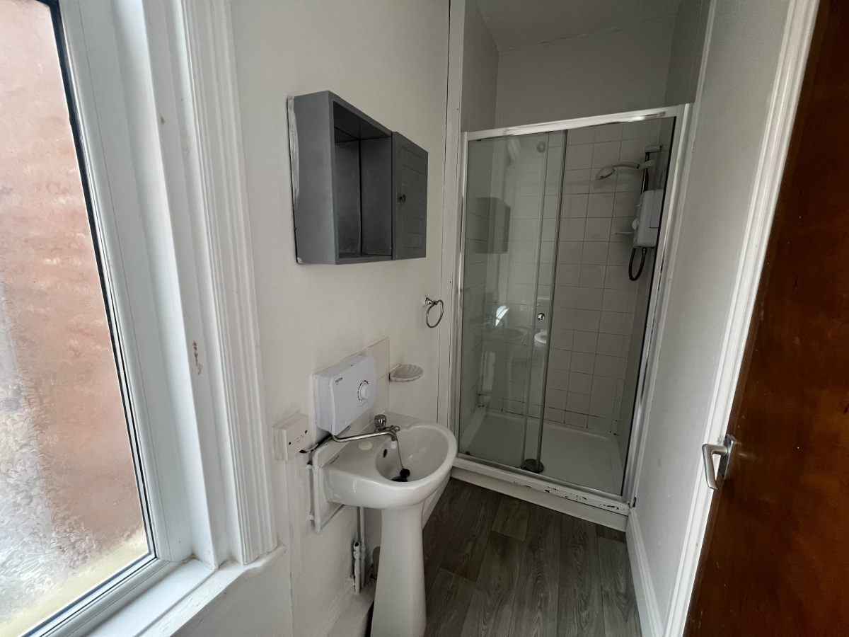Flat 3, 88 Palatine Road, Blackpool, Lancashire, FY1 4BY