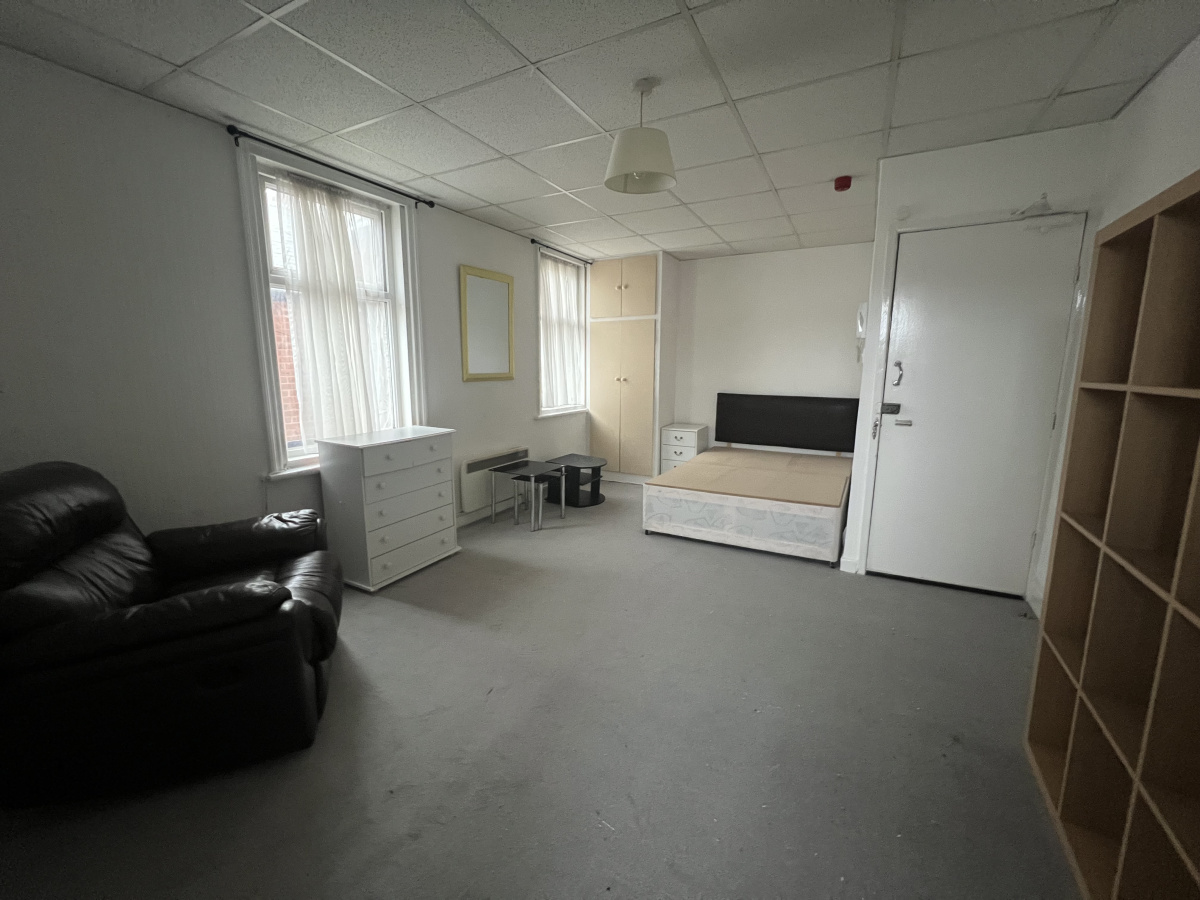 Flat 3, 33 Newton Drive, Blackpool, Lancashire, FY3 8EN