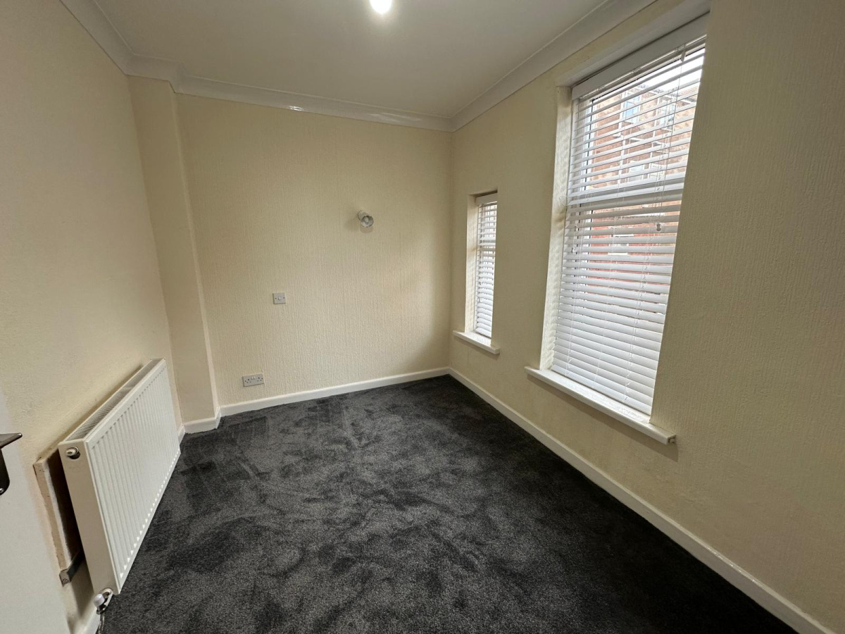 4 Arundel Avenue, Bispham, Blackpool, Lancashire, FY2 9HJ