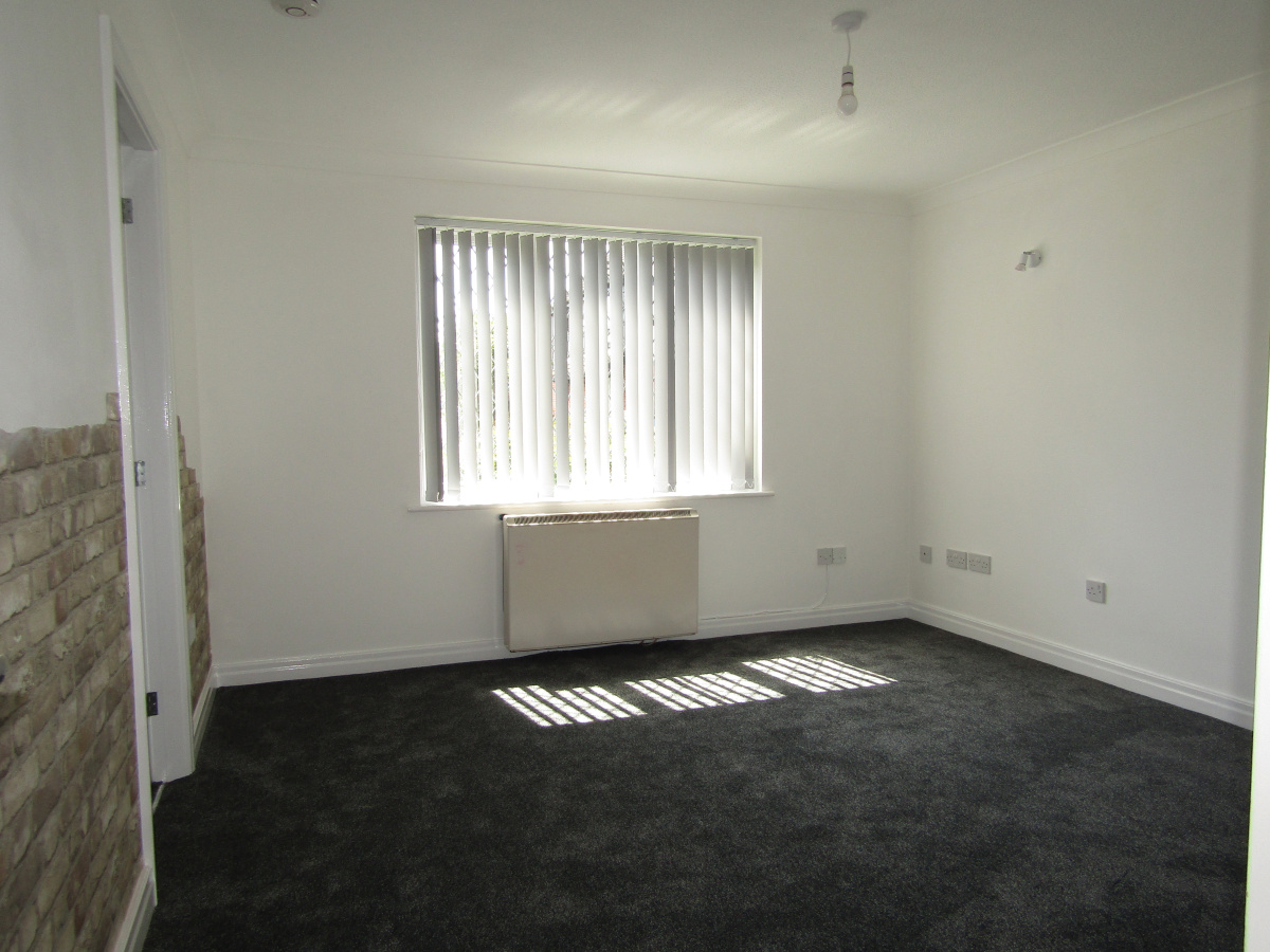 39 Greenfinch Court, Blackpool, Lancashire, FY3 8FG