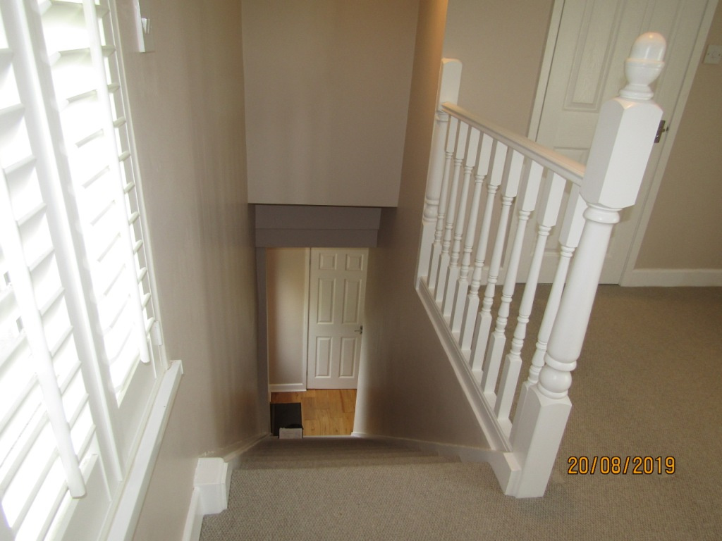 4 Marsh Road