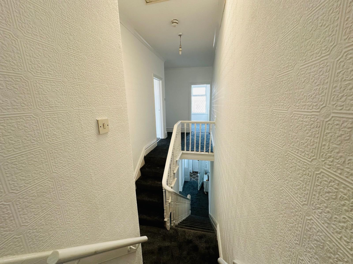 103 Warbreck Drive, Bispham, Blackpool, Lancashire, FY2 9RY