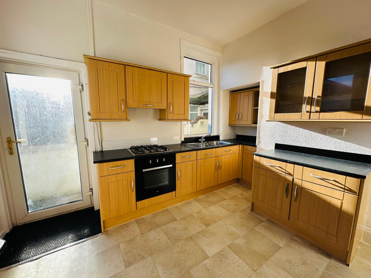 103 Warbreck Drive, Bispham, Blackpool, Lancashire, FY2 9RY
