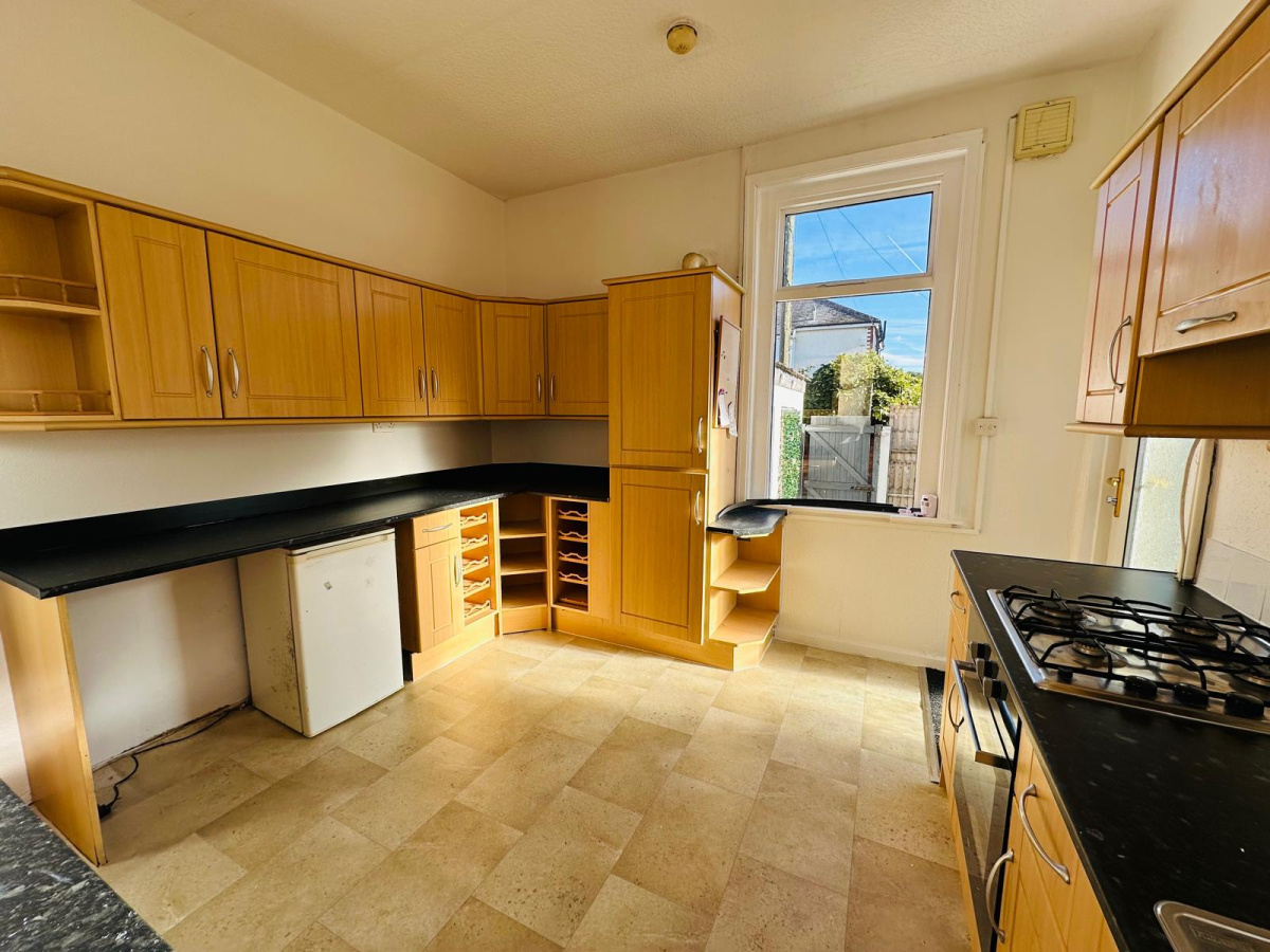 103 Warbreck Drive, Bispham, Blackpool, Lancashire, FY2 9RY