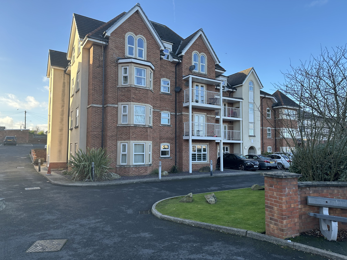 16 Grosvenor House, 181 Whitegate Drive, Blackpool, Lancashire, FY3 9EP