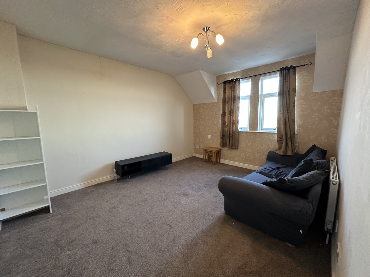 Flat 5, 336 Queens Promenade, Bispham, Blackpool, Lancashire, FY2 9AB
