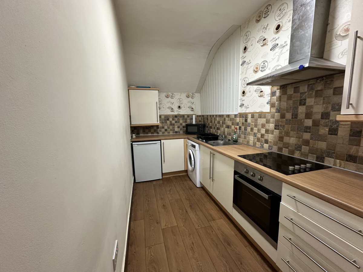 Flat 5, 336 Queens Promenade, Bispham, Blackpool, Lancashire, FY2 9AB