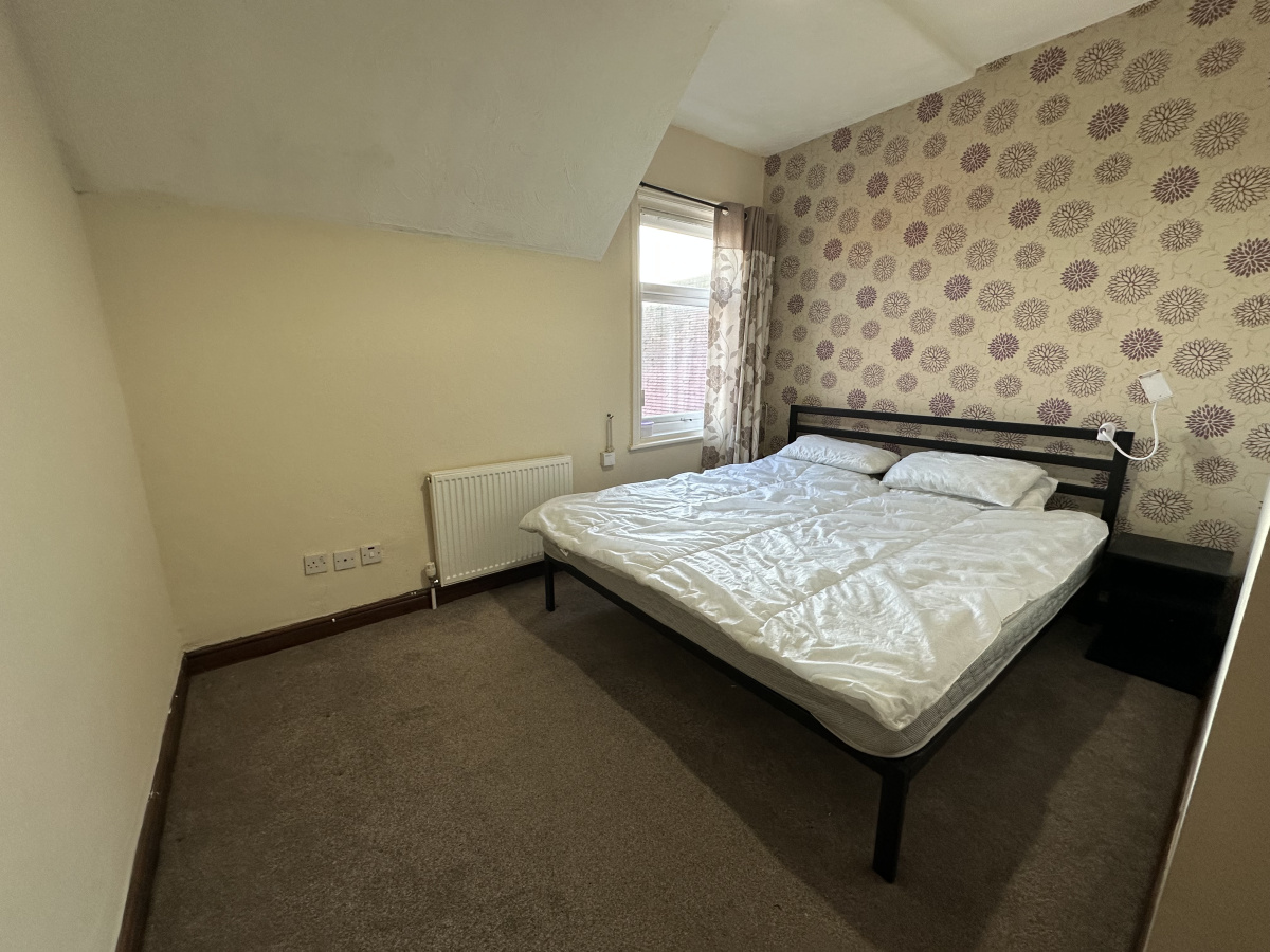 Flat 5, 336 Queens Promenade, Bispham, Blackpool, Lancashire, FY2 9AB