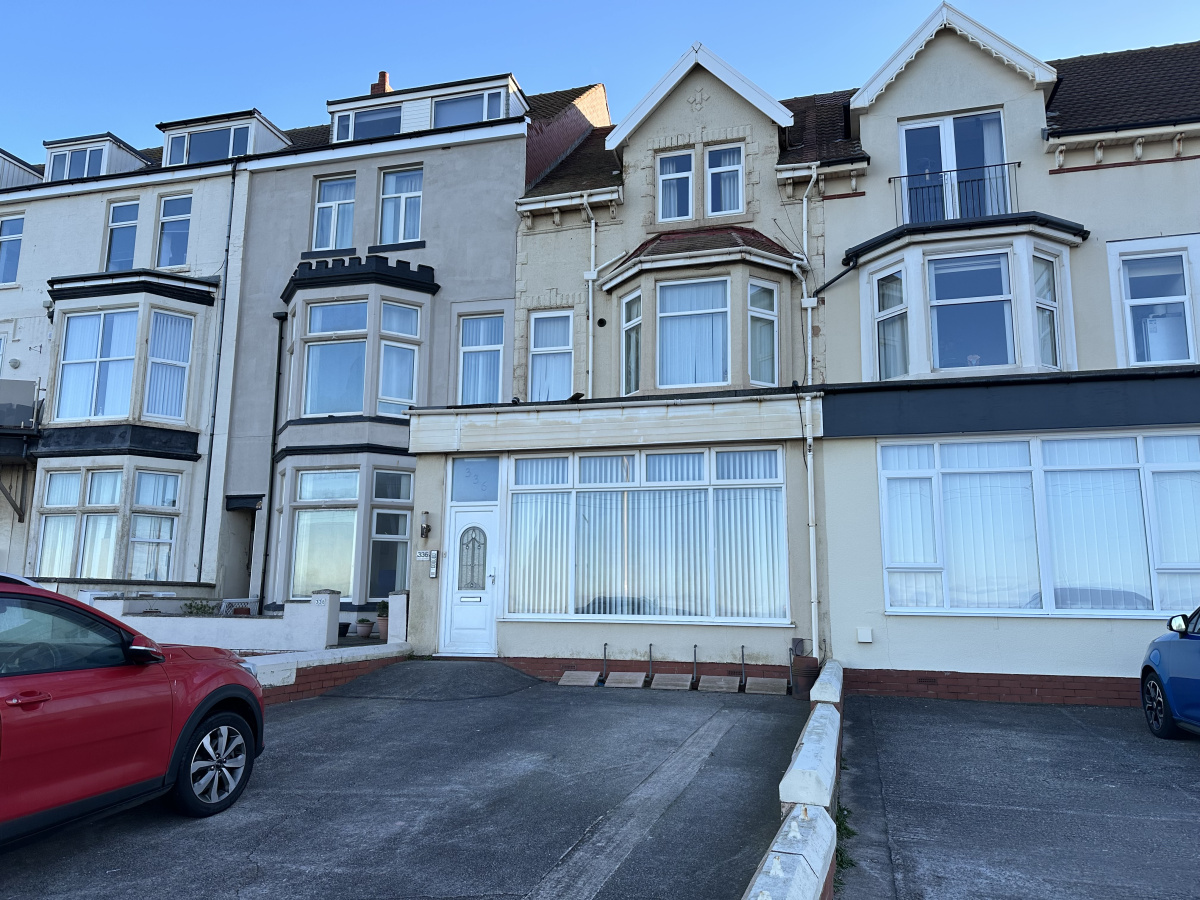 Flat 5, 336 Queens Promenade, Bispham, Blackpool, Lancashire, FY2 9AB