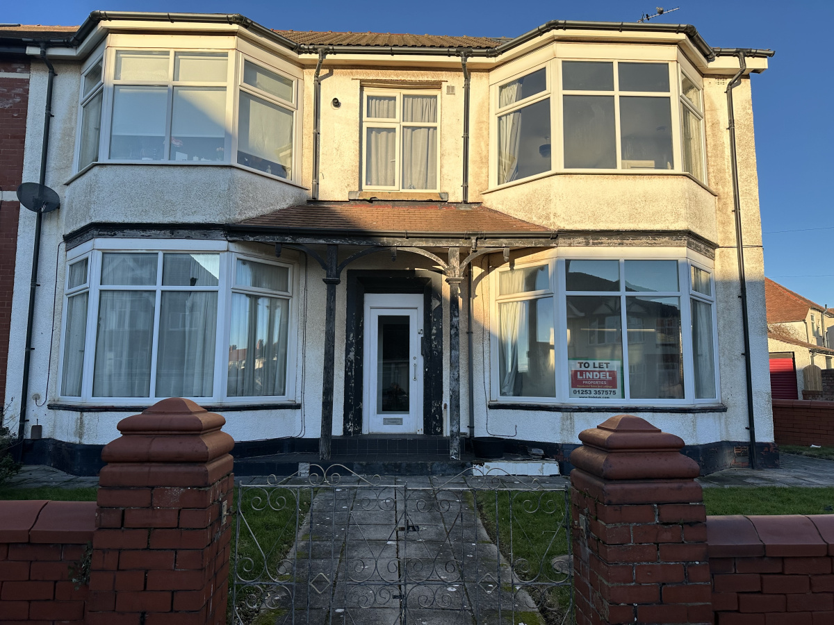 Flat 1, 27 Chatsworth Avenue, Bispham, Blackpool, Lancashire, FY2 9AB