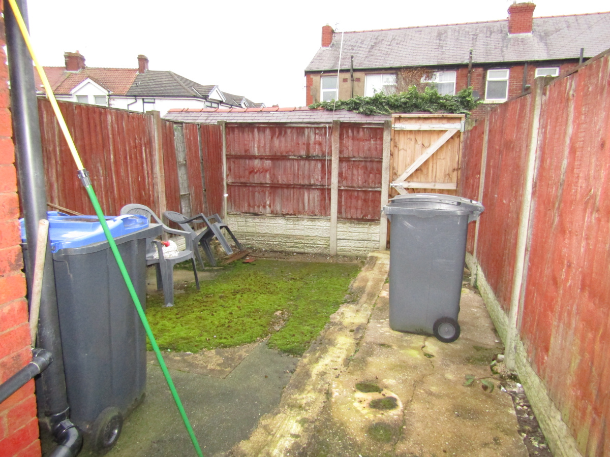 3 Garrick Grove, Layton, Blackpool, Lancashire, FY3 7DD