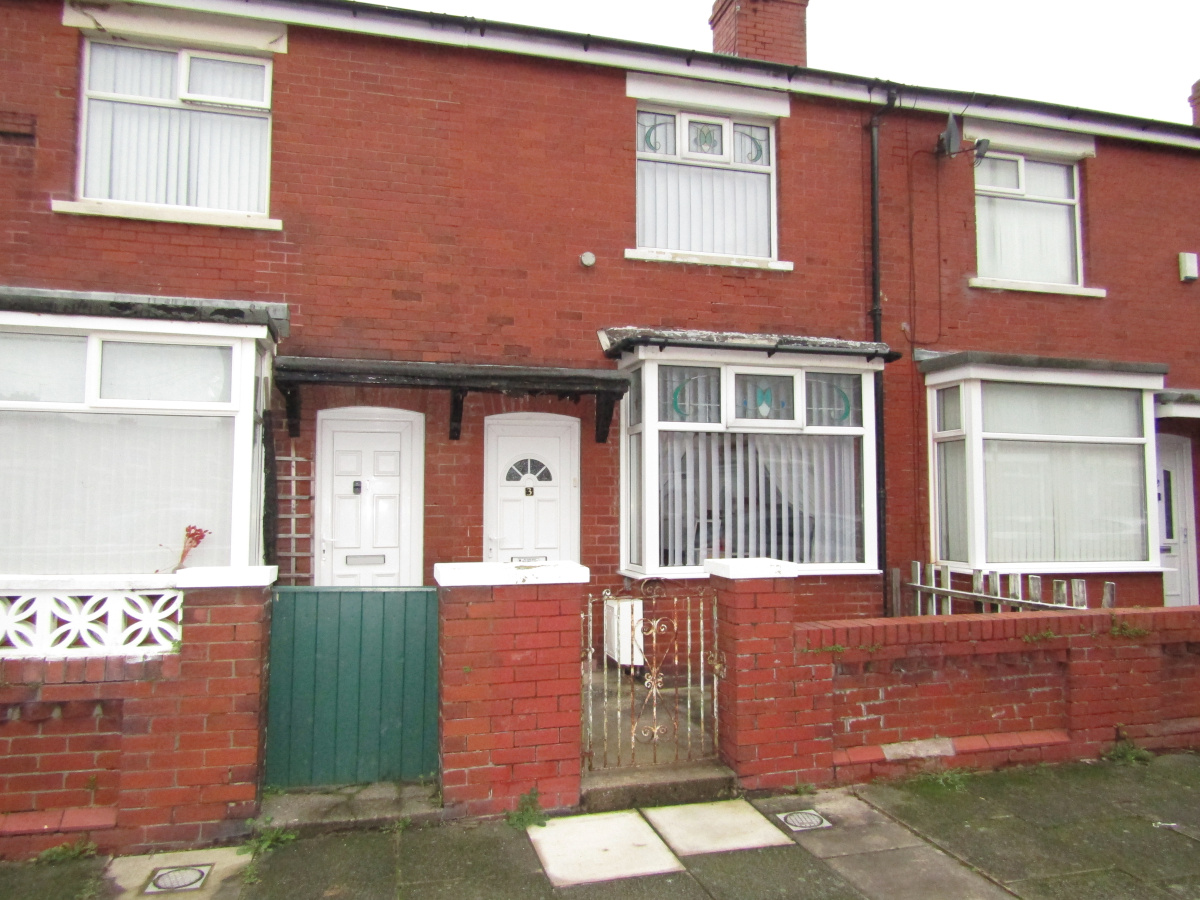 3 Garrick Grove, Layton, Blackpool, Lancashire, FY3 7DD