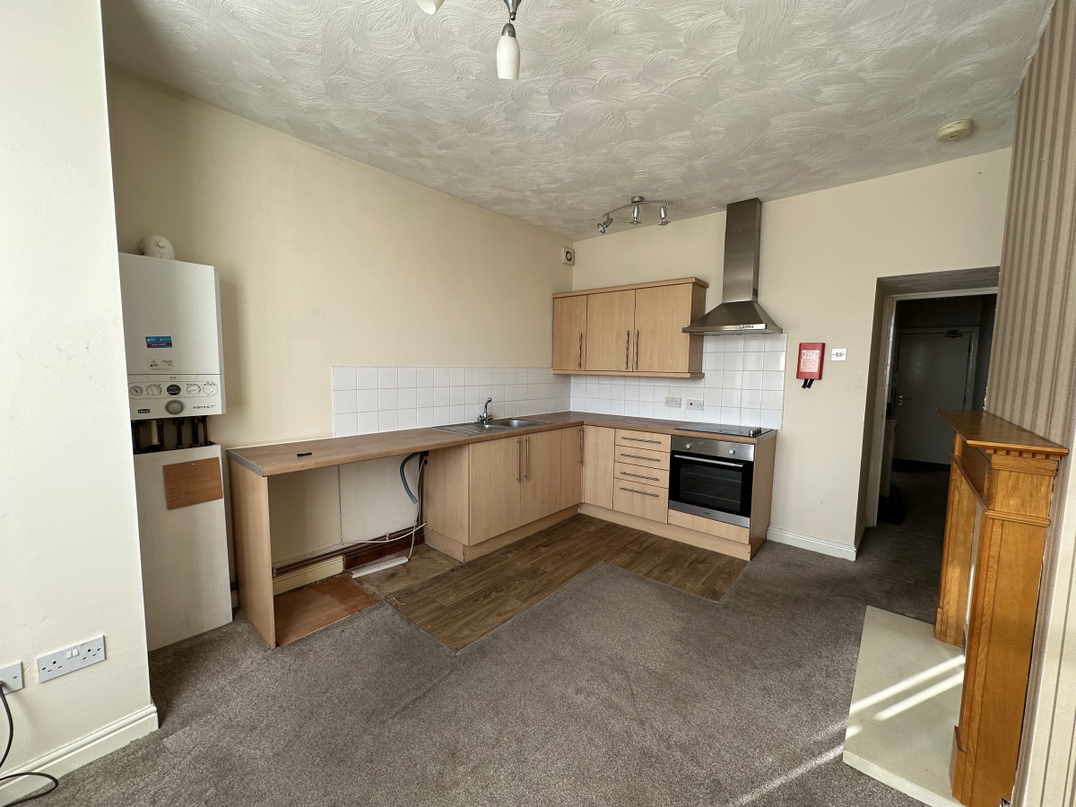 Flat 4, 336 Queens Promenade, Bispham, Blackpool, Lancashire, FY2 9AB