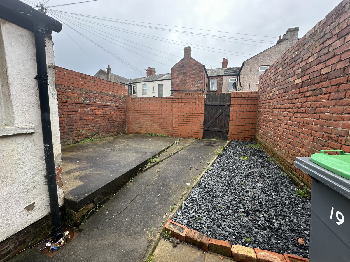 19 Cornwall Avenue, Bispham, Blackpool, FY2 9QN