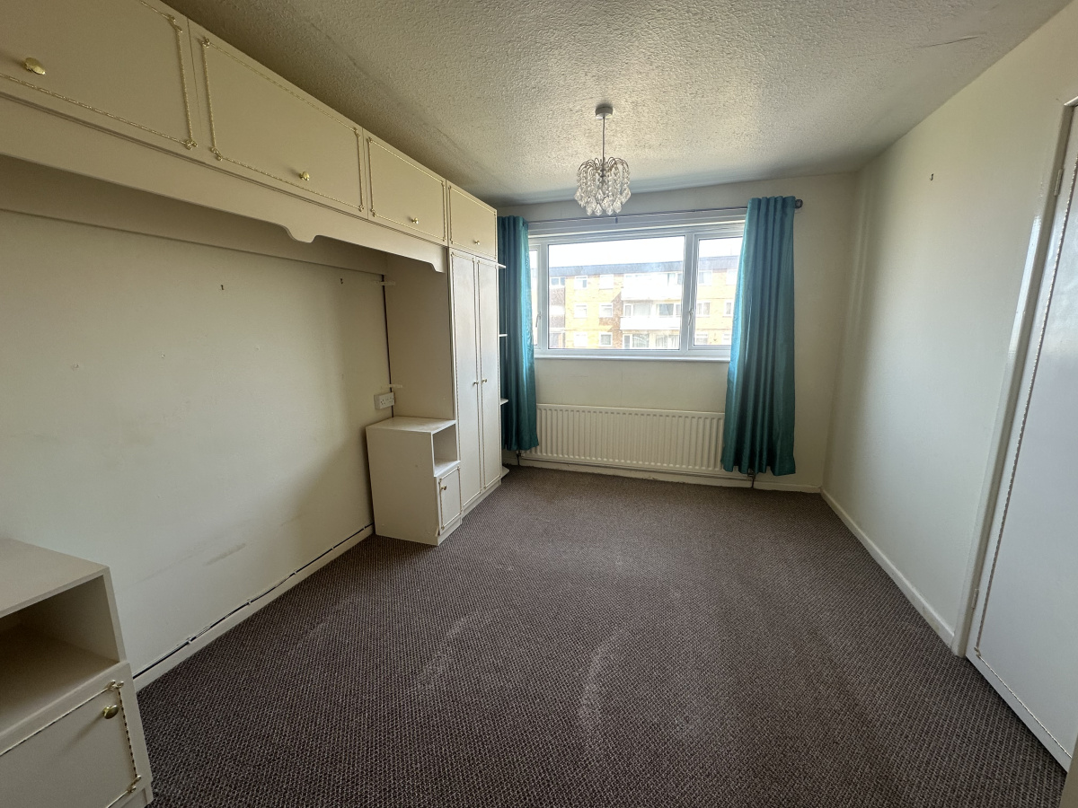 54 Pembroke Court, Bispham, Blackpool, Lancashire, FY2 9PY