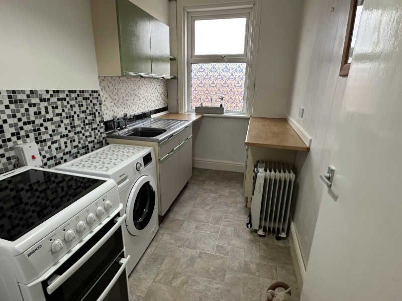 Flat 4, 20 Chatsworth Avenue, Bispham, Blackpool, FY2 9AN