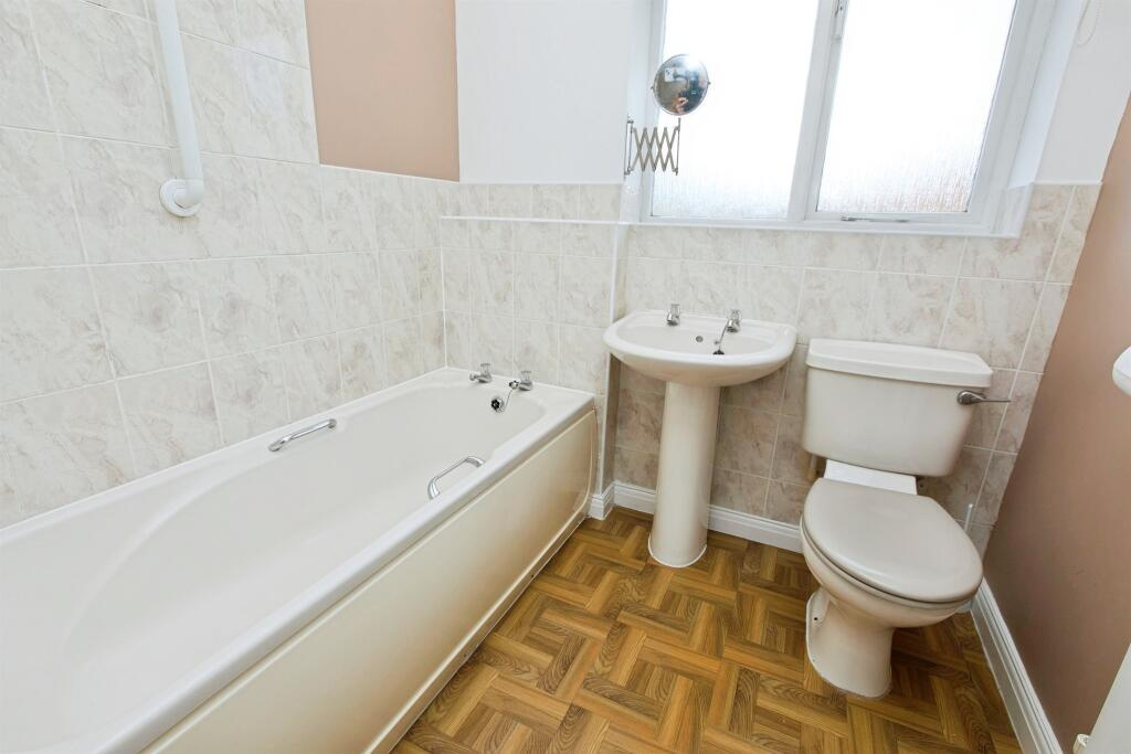 16 Meadow Brook Close, Heatherton Village, Littleover, Derby, DE23 3YT
