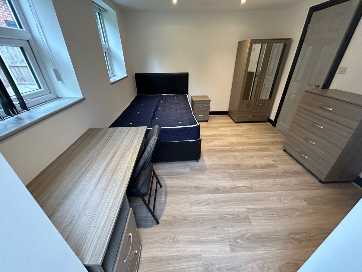275 Tiverton Road  Selly Oak