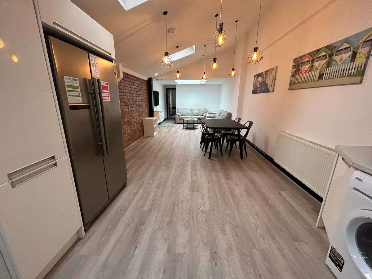 275 Tiverton Road  Selly Oak
