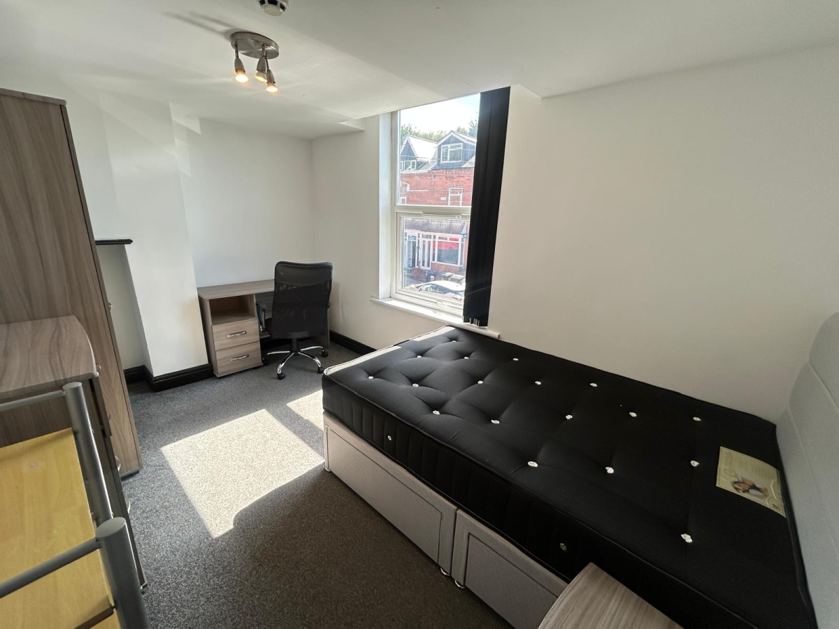 215 Dawlish Road  Selly Oak