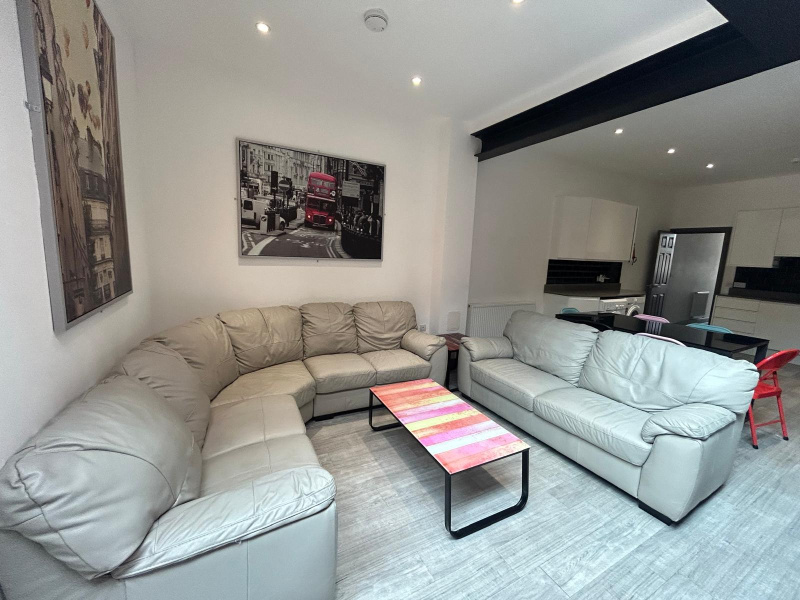 Elliott Villas, Coronation Road, Selly Oak, B29 7DE