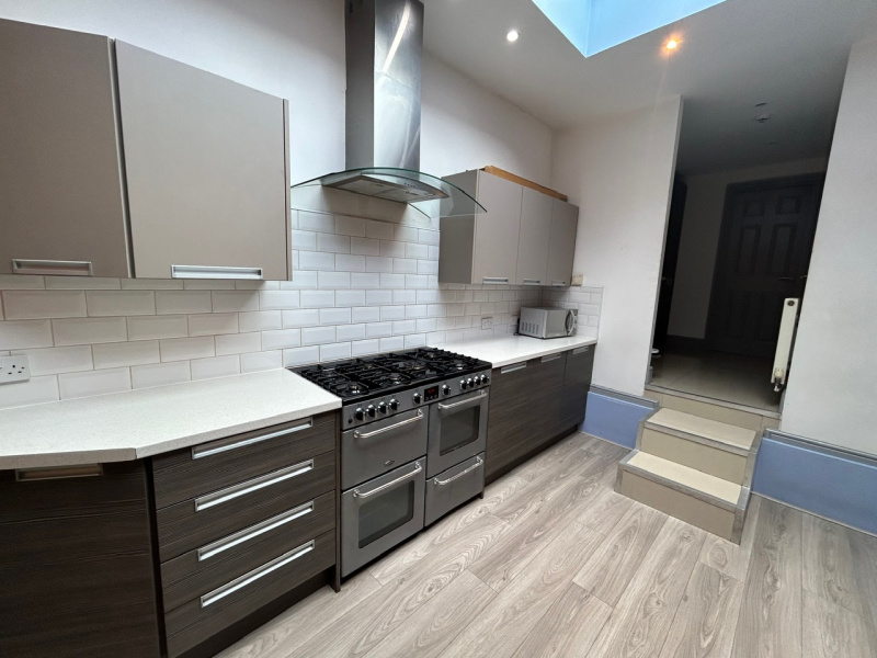 Dawlish Road, Birmingham, Selly Oak, B29 7AA
