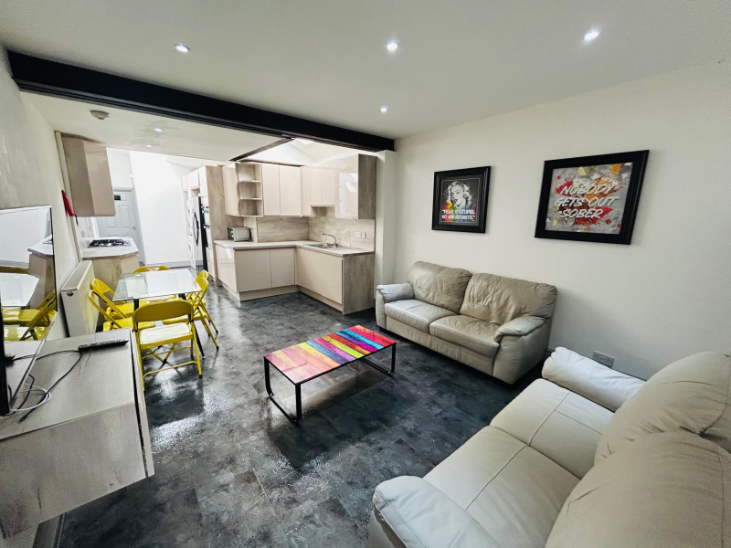 Teignmouth Road, Birmingham, Selly Oak, B29 7AX