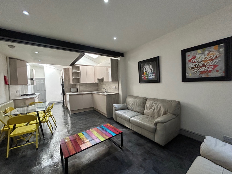 Teignmouth Road, Birmingham, Selly Oak, B29 7AX