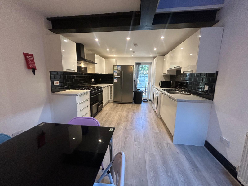 Dawlish Road, Birmingham, Selly Oak, B29 7AS