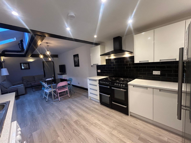 Dawlish Road, Birmingham, Selly Oak, B29 7AS