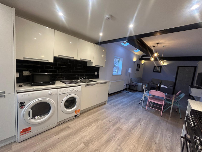 Dawlish Road, Birmingham, Selly Oak, B29 7AS