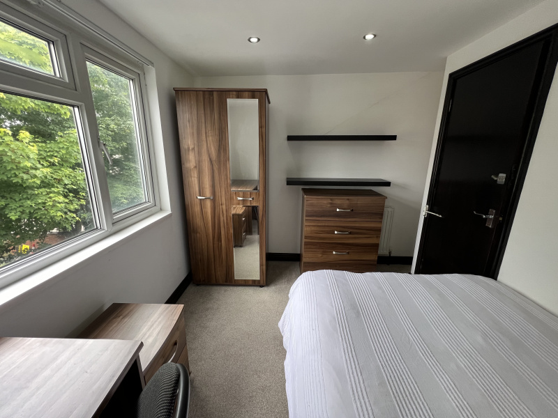 Rose Cottages, off Hubert Road, Birmingham, Selly Oak, B29 6EF