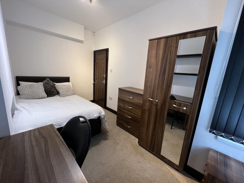 Rose Cottages, off Hubert Road, Birmingham, Selly Oak, B29 6EF