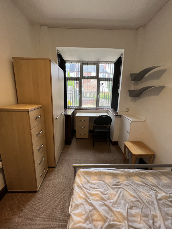 Newton Grove, Off Dartmouth Rd, Selly Oak, B29 6ED